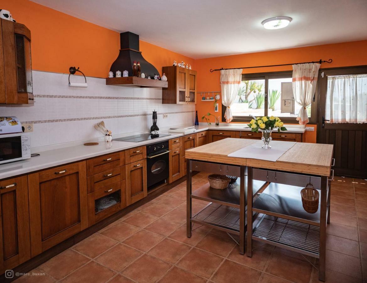 Villa De Lujo Que Mira Al Mar La Oliva Exterior foto